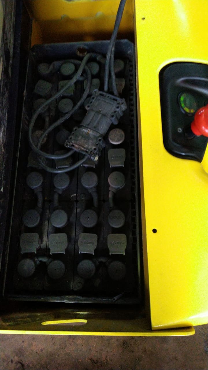 Штабелер бу Yale