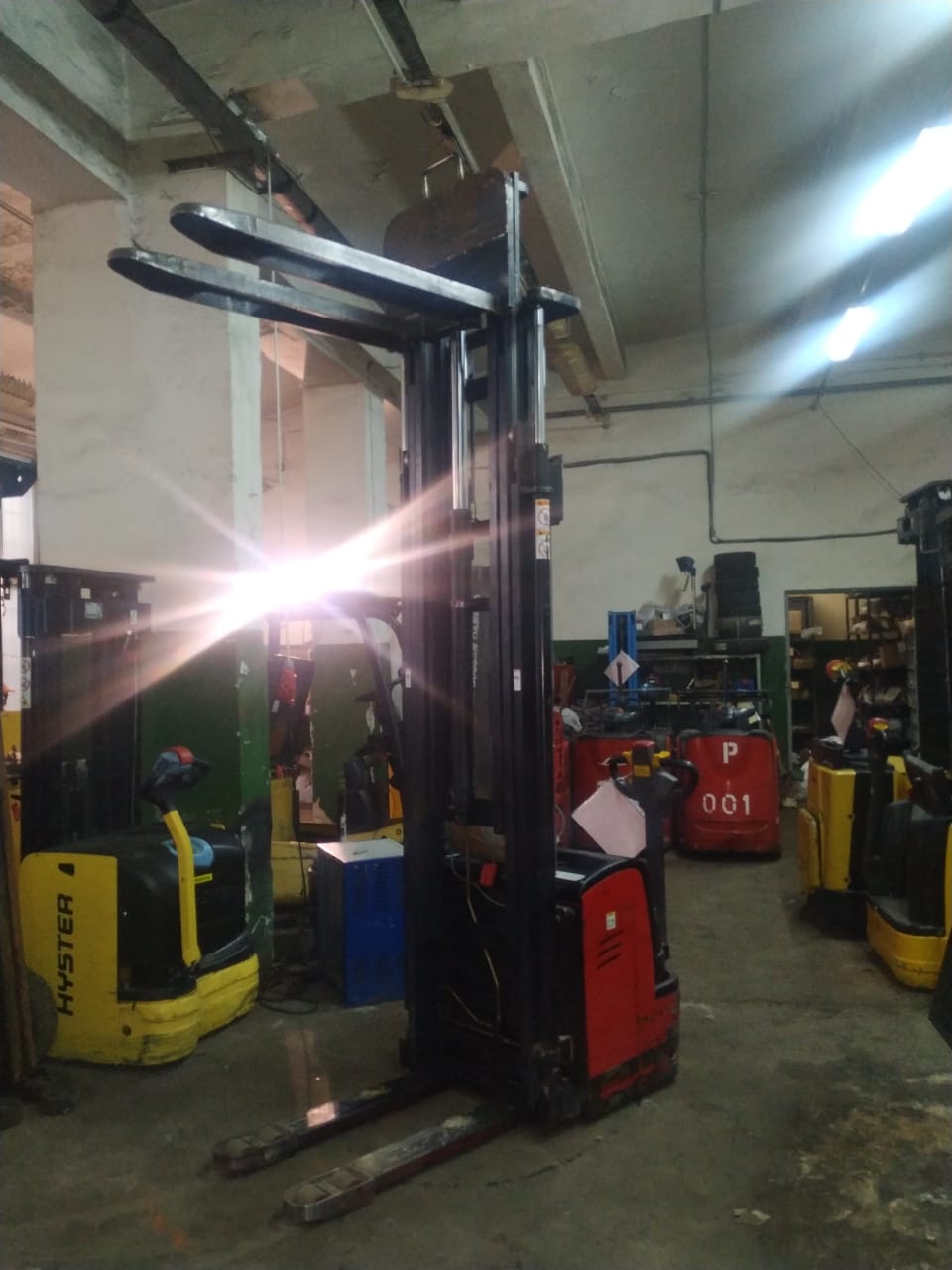 Штабелер бу Grost