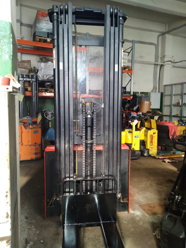 Штабелер бу Tissel