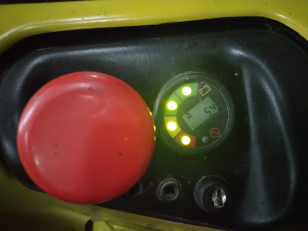 Штабелер бу Москва