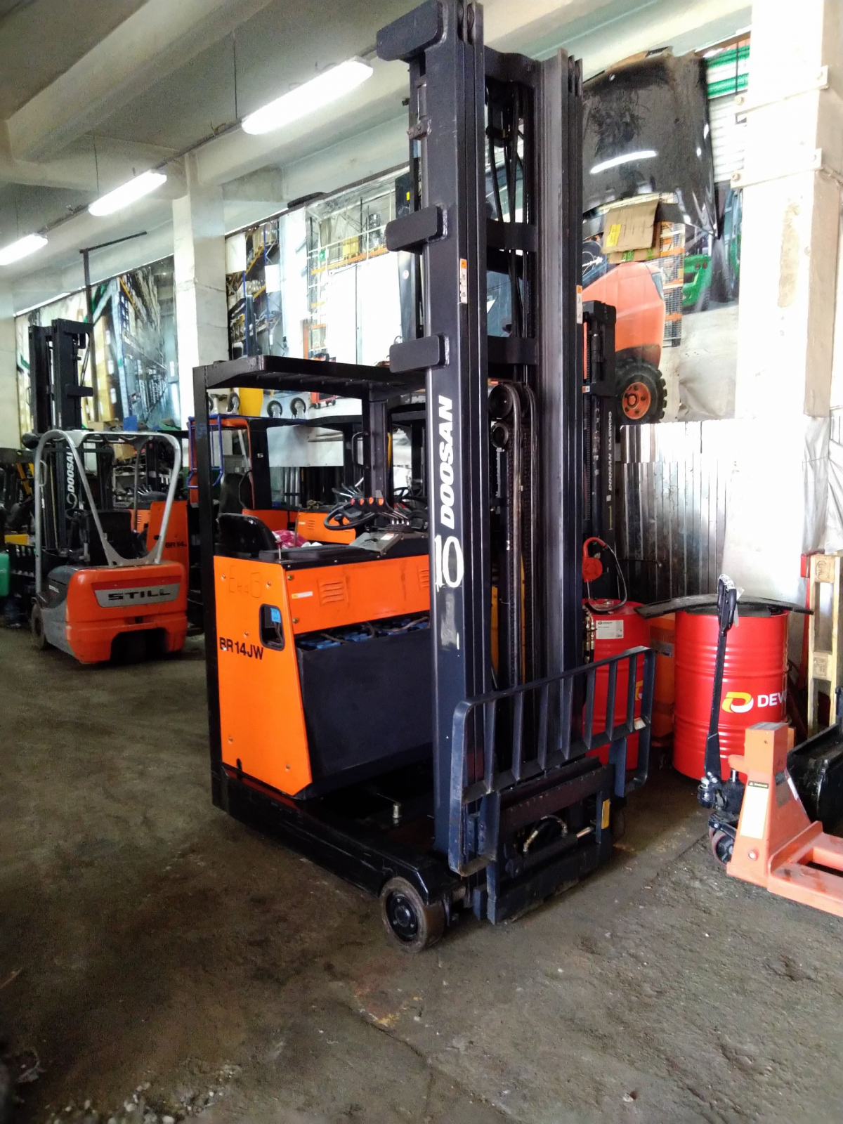 Штабелер бу Doosan 